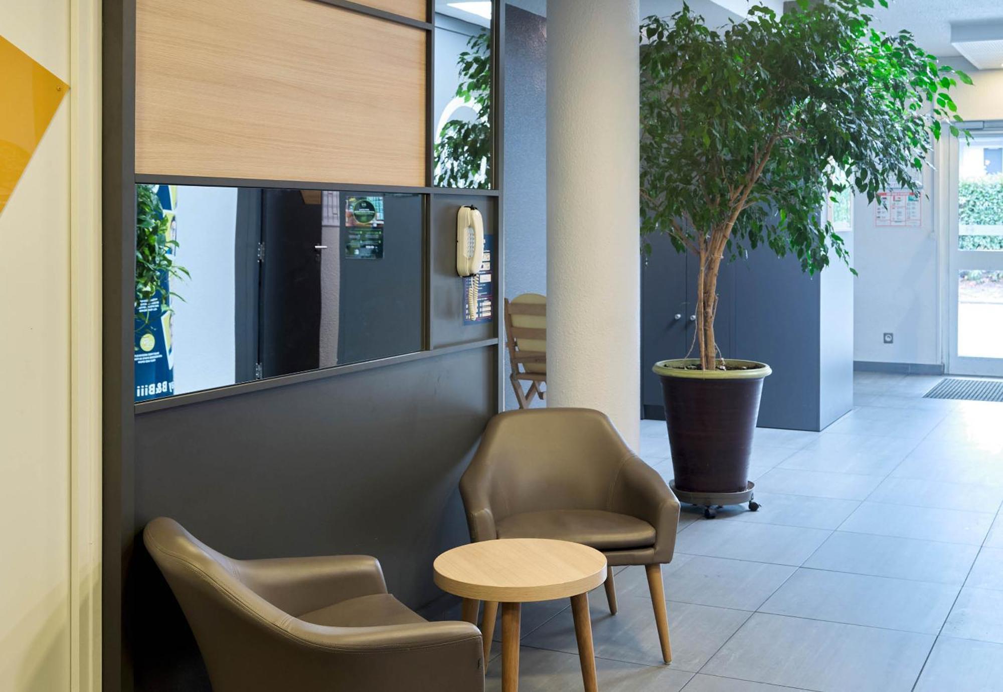 B&B Hotel Saint-Michel Sur Orge Bagian luar foto