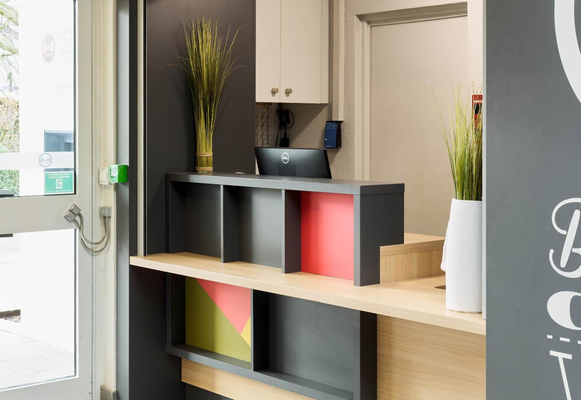 B&B Hotel Saint-Michel Sur Orge Bagian luar foto
