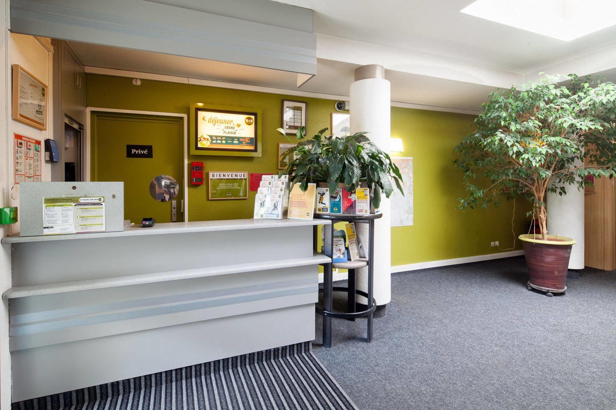 B&B Hotel Saint-Michel Sur Orge Bagian luar foto