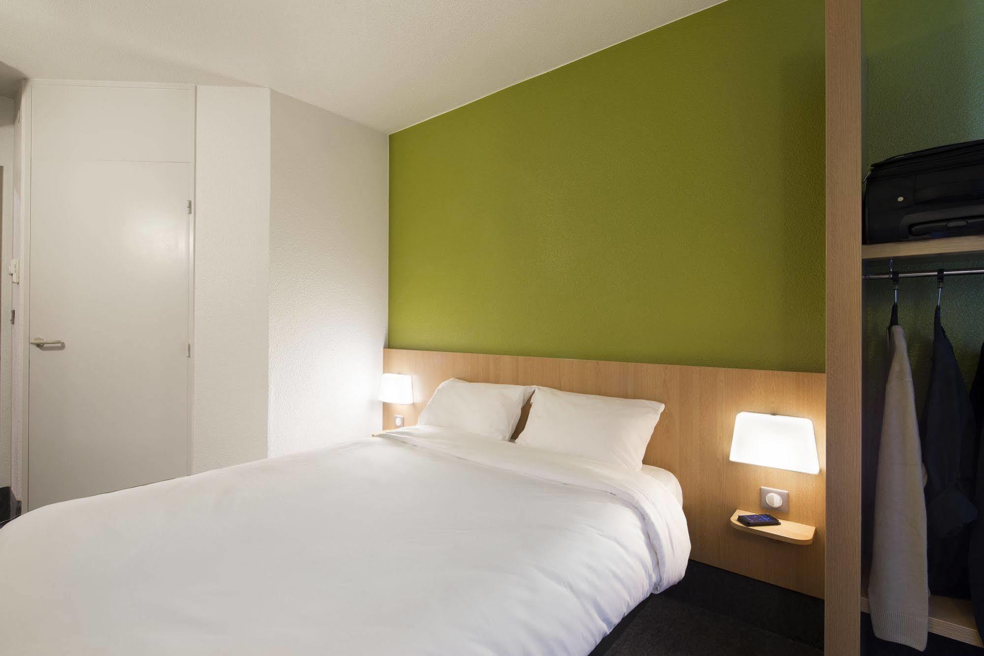 B&B Hotel Saint-Michel Sur Orge Bagian luar foto