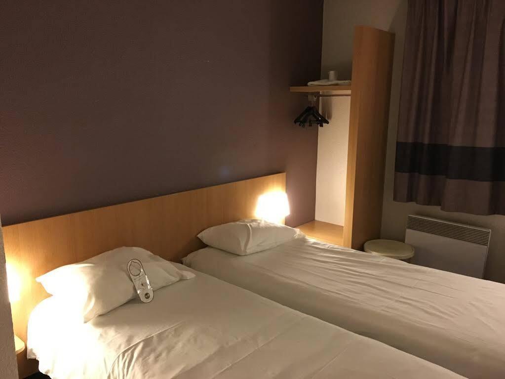 B&B Hotel Saint-Michel Sur Orge Bagian luar foto